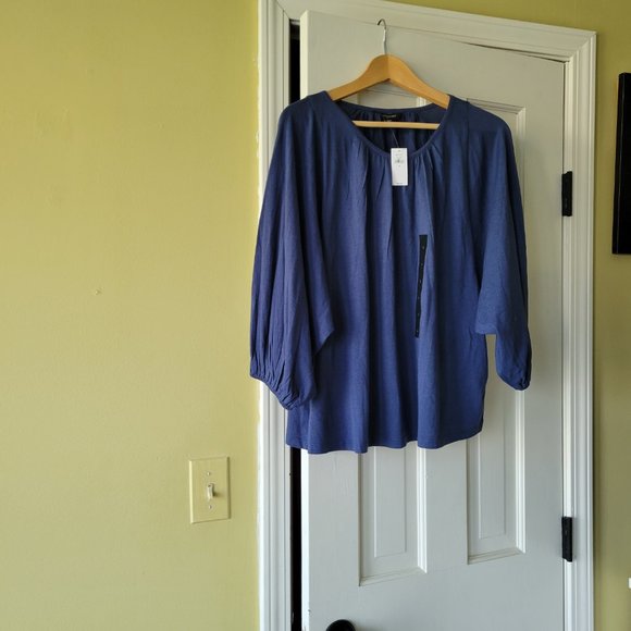 Banana Republic - Picture 2 of 2